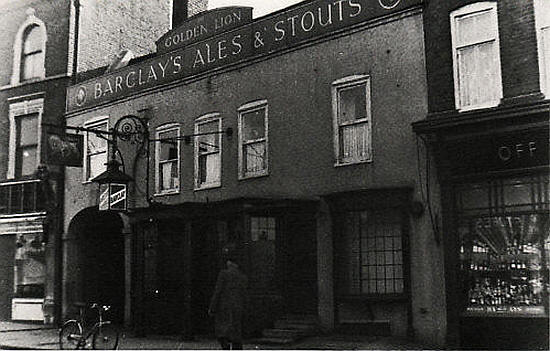 Golden Lion, Edmonton Green