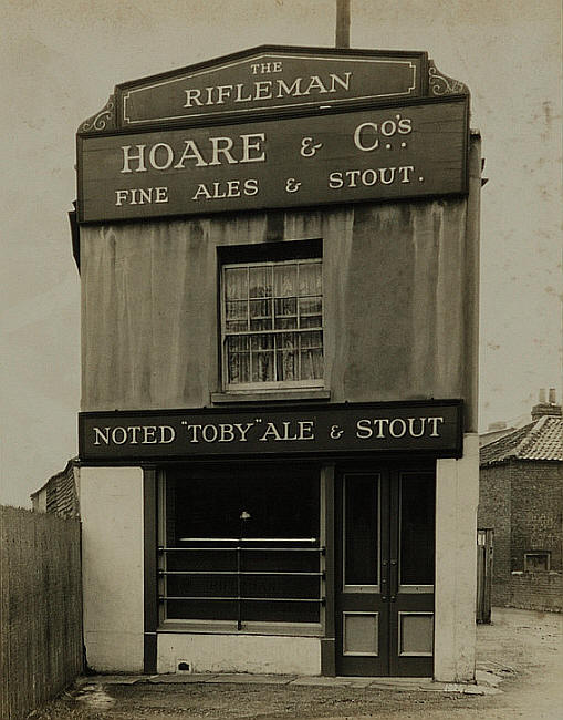 Rifleman, Union Road, Edmonton