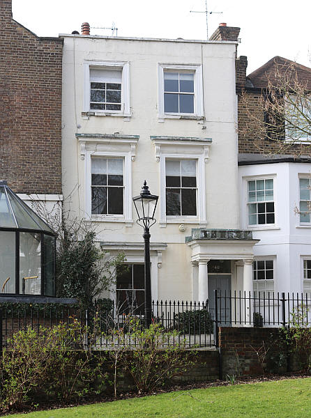 Hawk, 40 New End square, Hampstead - in March 2016, long closed as a pub