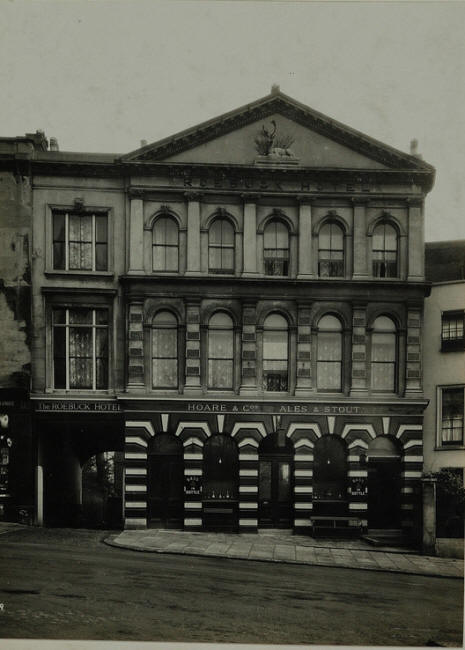Roebuck, 15 Pond Street, Hampstead NW3