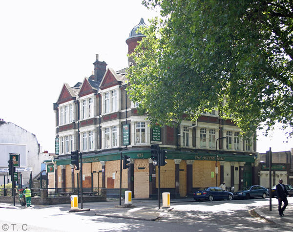 Queens Head, 677 Green Lanes, N8 - in August 2010