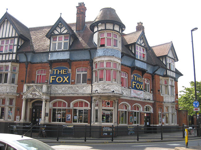 The Fox, 413 Green Lanes, LONDON N13 4JD - in July 2013