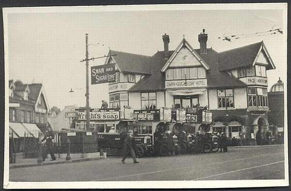 Swan & Sugarloaf, Brighton Road, Croydon